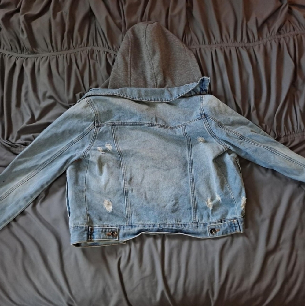 Jean jacket - Picture 3 of 3